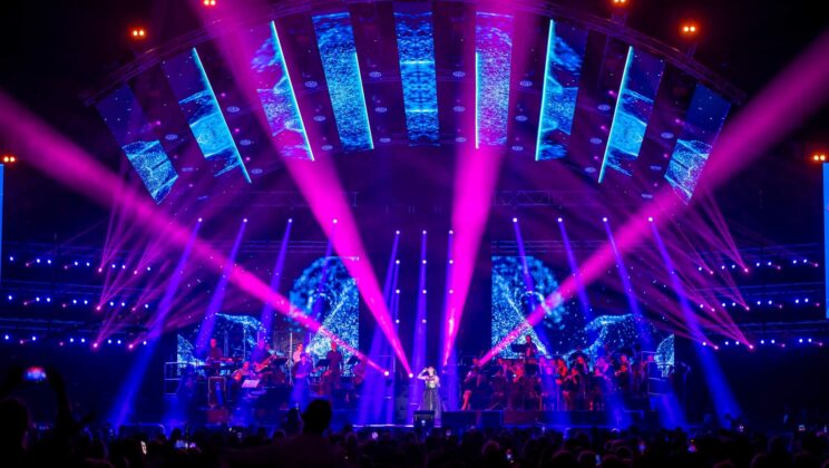 Невиждано шоу за юбилея на Софи Маринова /ВИЖ/