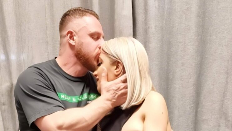 Роксана разкри кой е мъжа до нея пред Глория Йорданова /ВИДЕО/