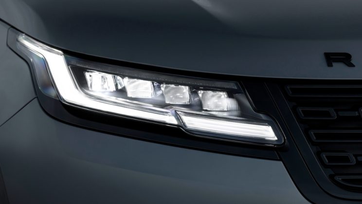 RANGE ROVER VELAR: ВДЪХВАЩА УВЕРЕНОСТ ТЕХНОЛОГИЯ ПОДОБРЯВА ВСЯКО ШОФИРАНЕ