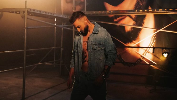 Дон Марио разгорещи мрежата с провокативни кадри