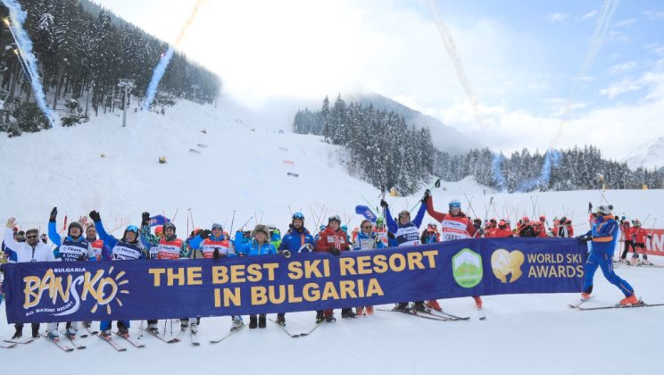 Откриха ски сезона в Банско със заря и ловци на съкровища в снега
