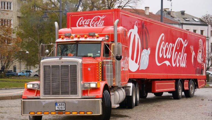 Камионът на добрината на Coca-Cola се завръща в София с поредица от магични събития за кулминацията на турнето
