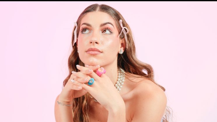 „Допамин“ на Darsy с афробийт ремикс на Fabrizio Parisi: клубен саундтрак за моментите на щастие