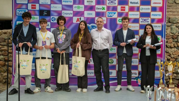 Yettel отличи проект за квантови изчисления и платформа за стартъпи на TUES Fest 2025