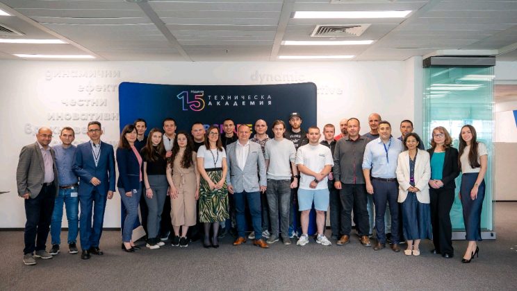 13 студенти завършиха успешно 15-тото издание на Vivacom Техническа Академия