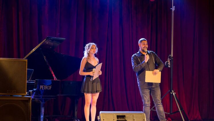 Благотворителен концерт-протест “За животните от любов” събра музикални таланти и звезди в подкрепа на правата на животните