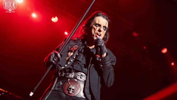 НАД 50 000 РАЗТЪРСИХА ДОЛИНАТА НА ВИНОТО﻿Midalidare Rock In The Wine Valley 2026 ще се проведе между 10 и 12 юли. Билетите „на зелено“ влизат в продажба от утре, 15 юли в 10:00 часа﻿