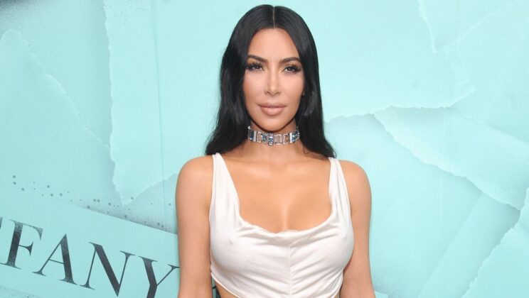 Гледаме документалния филм на BBC „Ким Кардашиян и диамантеният обир“ в стрийминг платформата HBO Max