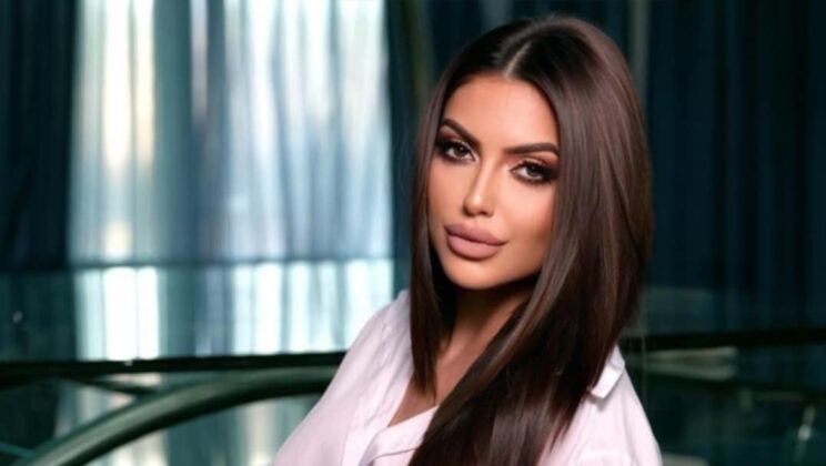 Беатрис Демирова – елегантността на българската музика. Едно ново начало, една голяма звезда.