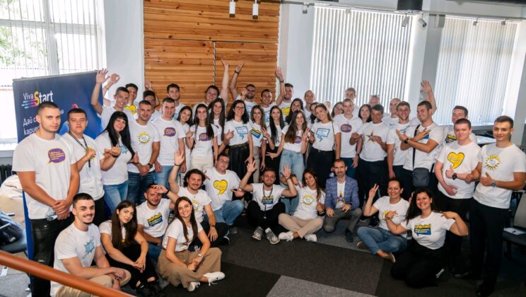 Среща на идеи и вдъхновение: Стажантите на Vivacom в разговор с Главния изпълнителен директор Асен Великов