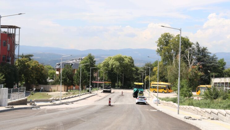 Улица „Промишлена“ да носи името на първия почетен гражданин на Благоевград Леон Ламуш, предлагат кметът и председателят на Общински съвет