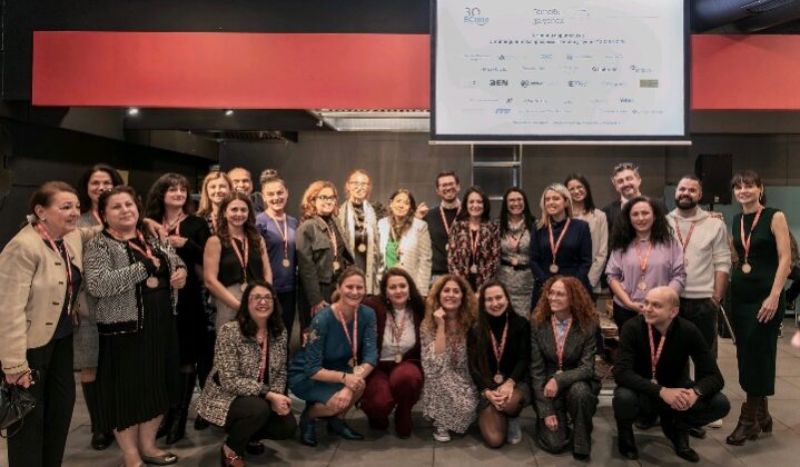 Kaufland дари над 30 000 лв. за отлични ученици и студенти в нужда